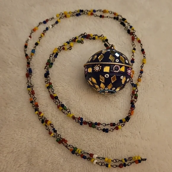 Vintage Indian Micro Mosaic Ball Pendant Multicolor Beaded Festival Necklace - Picture 2 of 11